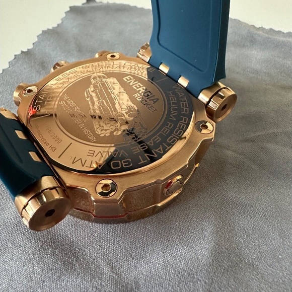 Vostok-Europe Energia Mecha-Quartz Chronograph - VK61-575B590 - Picture 12 of 16